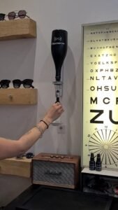 EYESHOWROOM