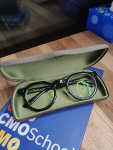 l'opticienne