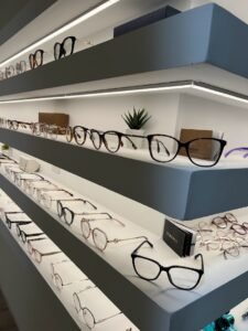 J&J Optical Sakakini