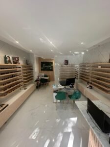 LA LUNETTE DOREE
