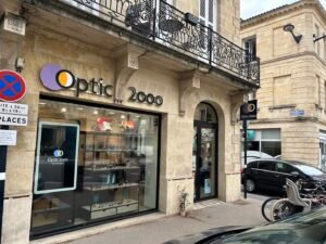 Opticien Bordeaux - Optic 2000 - Face à la basilique St Seurin