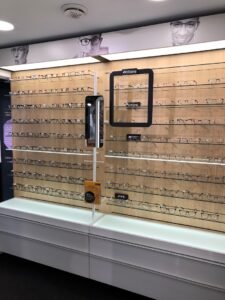 Opticien Sèvres - Optic 2000 - Sous les arcades