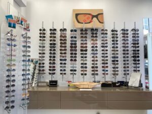 Opticien Paris 20 - Watch Out ! La lunette autrement