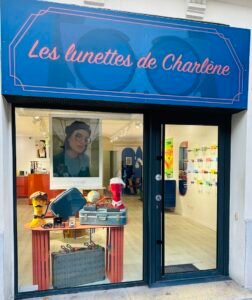 Les lunettes de Charlène