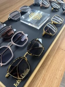 J&J Optical Sakakini