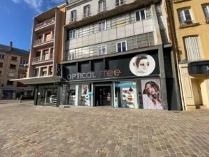 Optical Free à Sedan