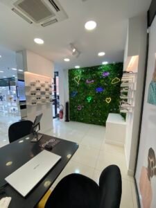 Opticien Paris 19 Manin - Vic & Ross Paris 19