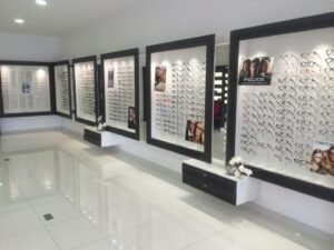 L' Opticien- Audioprothésiste