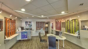 A Vous De Voir...opticien