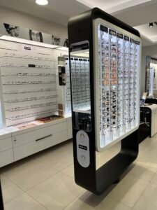 Opticien Louviers - Optic 2000 - Sylvie et Lucas Delattre