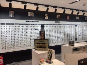 NEWVISION - Opticien St Maur - Ray Ban - Céline - Chloé - St Laurent - Ba&sh - Oliver People - Oakley