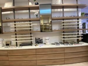 opticien sur paris 12 - Lunetiers - Visagiste - Optic-City
