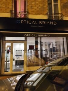Optical Briand