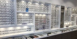 10 Strict Opticiens