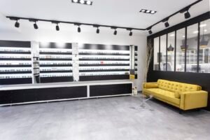 NEWVISION - Opticien St Maur - Ray Ban - Céline - Chloé - St Laurent - Ba&sh - Oliver People - Oakley