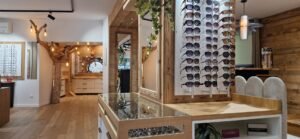 Optique Lissac bar à lunettes