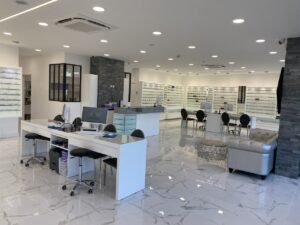 UNIVERSAL OPTIC 145 CHEMIN DU MERLANCON