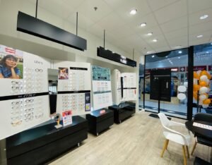 Opticien Rezé - Océane - Le Collectif des Lunetiers