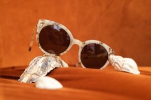 Opticien Clamart - VOTRE OPTICIENNE