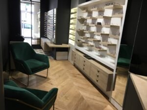 Joana Sultan Opticiens- Accueil et service personnalisés sur rendez vous ou directement en magasin