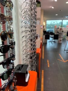 OPTIQUE VERNEUIL - Opticien