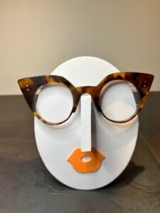 Les petites Lunettes de Laurie | Lunetier | Lunettes sur mesure