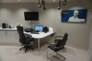 Optician Krys and Audioprothésiste