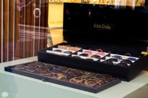 New regard - Opticien Paris 8