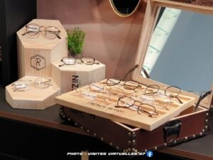 Opticien LA PETITE LUNETTERIE à Tours