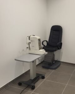 OUTLY - One Nation Paris