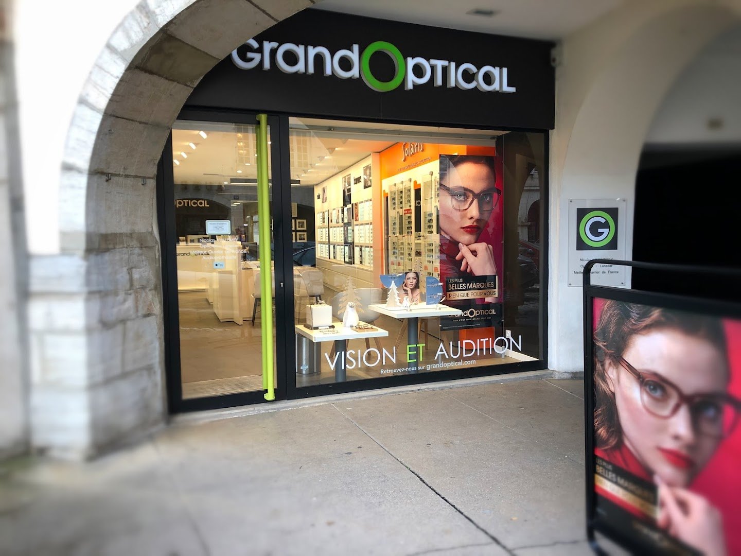 Julie & Nicolas VUILLEMEY Opticiens Audioprothésiste Lons-le-Saunier