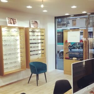 LES OPTIMISTES OPTICIENS