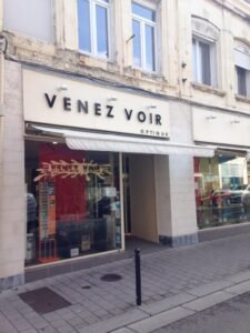 Venez Voir