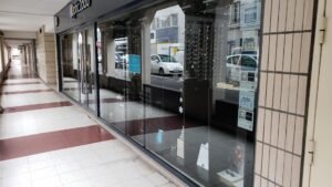 Opticien Sèvres - Optic 2000 - Sous les arcades